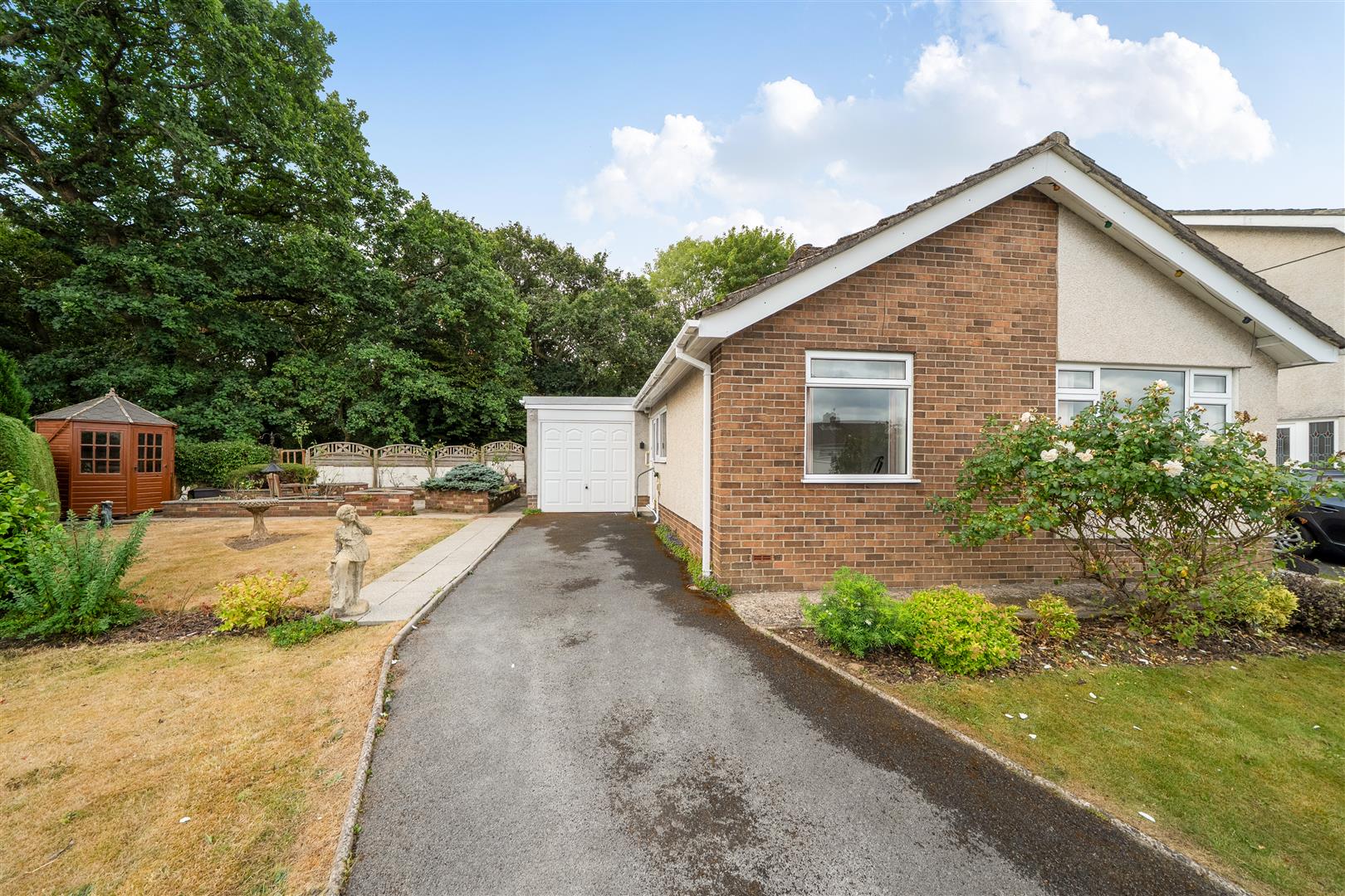 Park Close, Pontarddulais, Swansea, SA4 8NU